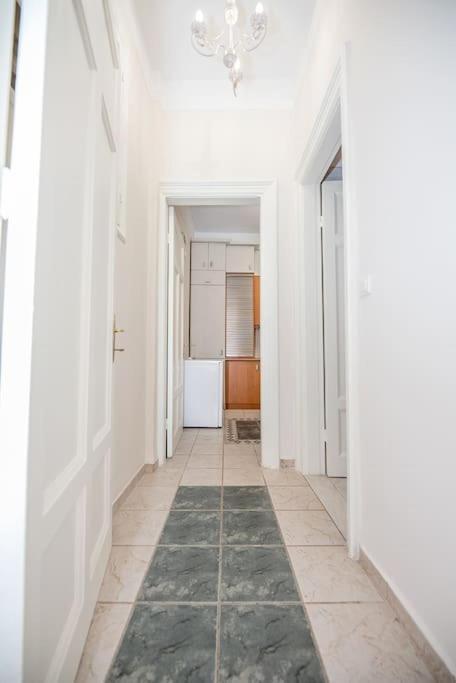 Roman Forum Apartment Tesalonika Bagian luar foto